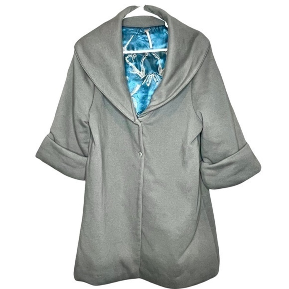 Free People 3/4 sleeve length coat size M